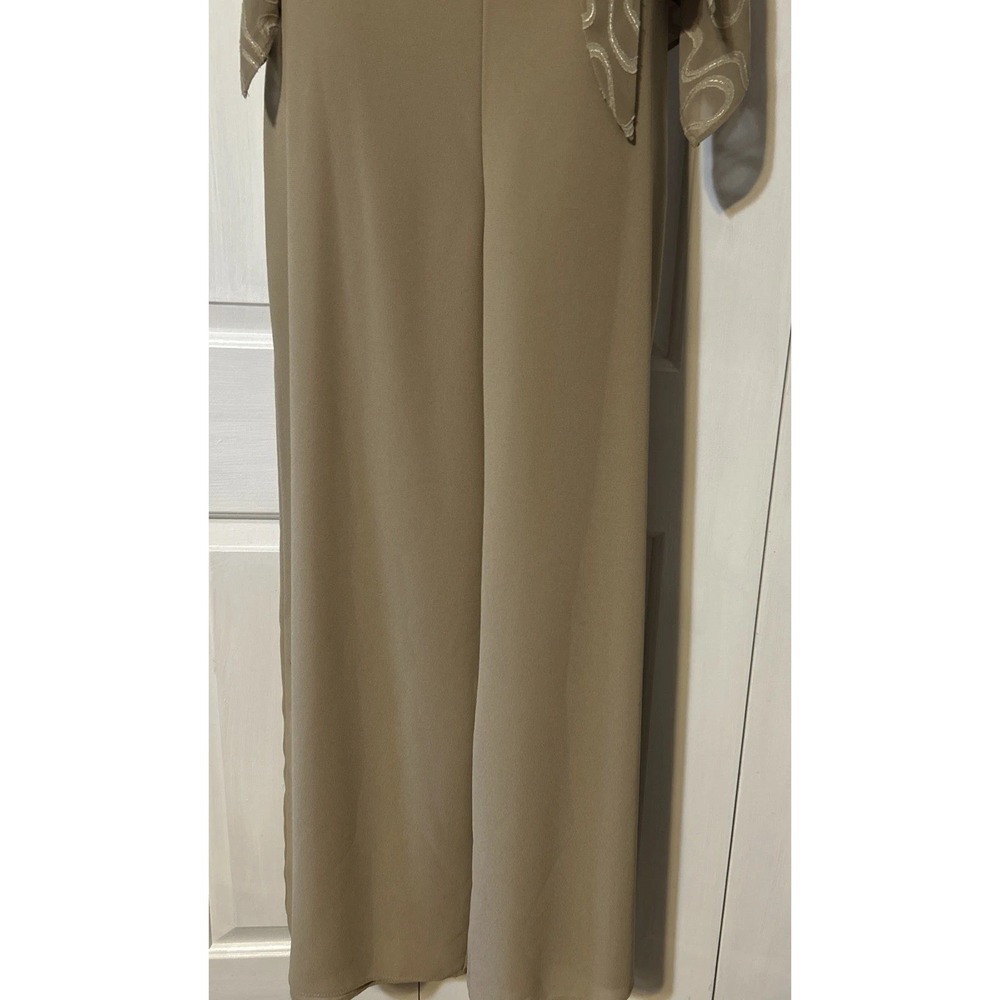 Frank Lyman Taupe Beige Cold Shoulder Embroidered Wide Leg Jumpsuit Women's 10 - Picture 5 of 9